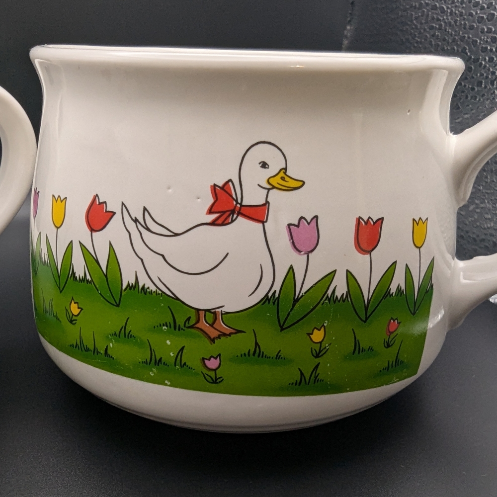 Gibson White Ceramic Soup Mug with Duck and Tulip Garden Illustration (Set Of 2)